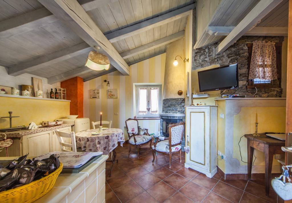 Agriturismo Ca Dla Pia Villa Morbegno Bagian luar foto